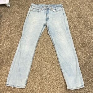 Levi’s 514 Jeans